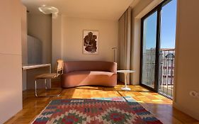 Beautiful Apartment Over Bolhao Market